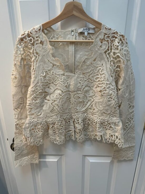 SEA New York Cream Long Sleeve Top Size 8